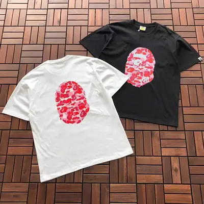 ￥~89 BAPE T-SHIRT 11112805 (im 176CM 58KG iwear size L in the photo)