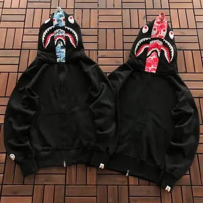 ￥~205 BAPE HOODIE 11113009 (im 176CM 58KG iwear size M in the photo)