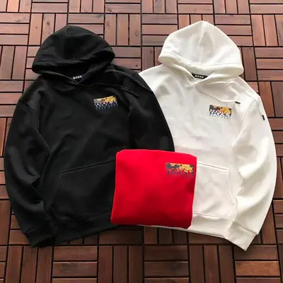 ￥~225 H🔥G🔥 B🔥🔥S HOODIE FLEECE 22113063 (im 176CM 58KG iwear size M in the photo)