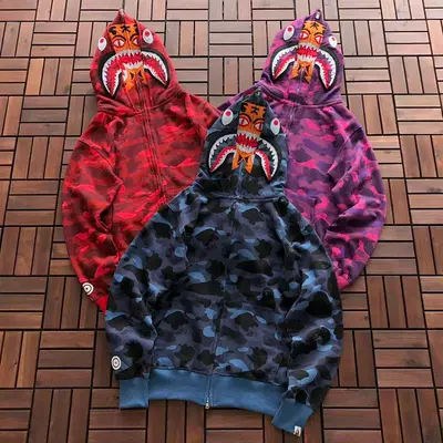 ￥~219 BAPE HOODIE 11113004 (im 176CM 58KG iwear size M in the photo)