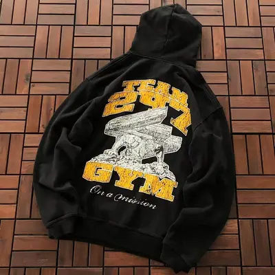 ￥~135 REPRESENT HOODIE 33120122 (im 184CM 80KG iwear size M in the photo)