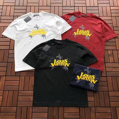 ￥~115 L🔥 T-SHIRT 11120118 (im 176CM 58KG iwear size M in the photo)