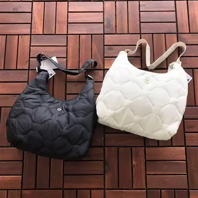 ￥~179 L🔥🔥UL🔥M🔥N BAG 22120151 (长23CM*宽29CM*高7CM）