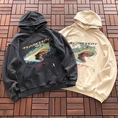 ￥~135 REPRESENT HOODIE 33120137 (im 184CM 80KG iwear size M in the photo)