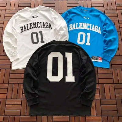￥~179 B🔥L🔥🔥🔥IA🔥A LONG-SLEEVE 11120108 (im 176CM 58KG iwear size 2 in the photo)