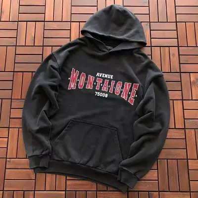 ￥~269 B🔥L🔥🔥🔥IA🔥A HOODIE 11120106 (im 176CM 58KG iwear size M in the photo)