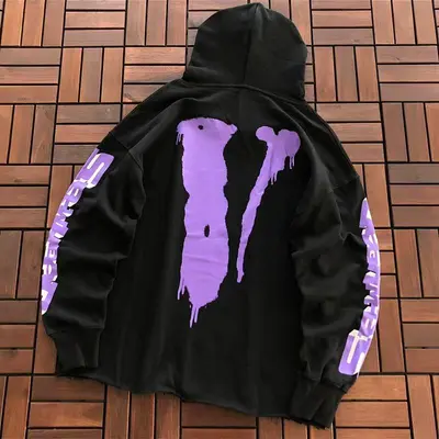 ￥~119 VLONE HOODIE 33120104