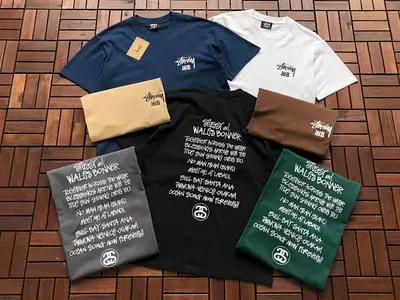 ￥~79 ST🔥S🔥Y T-SHIRT 11120229 (im 180CM 68KG iwear size M in the photo)