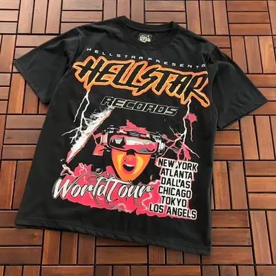 ￥~79 HELLSTAR T-SHIRT 33120438 (im 180CM 68KG iwear size XL in the photo)