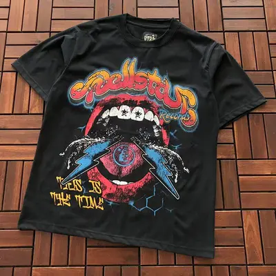 ￥~79 HELLSTAR T-SHIRT 33120424 (im 180CM 68KG iwear size XL in the photo)