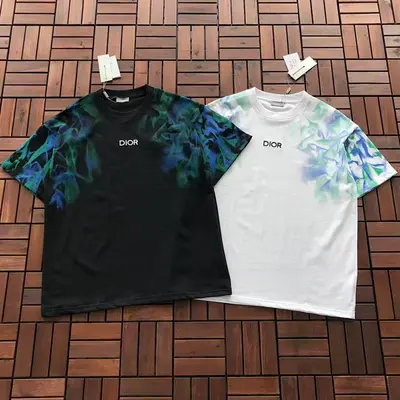 ￥~149 D🔥O🔥 T-SHIRT 22120422 (im 184CM 80KG iwear size M in the photo)