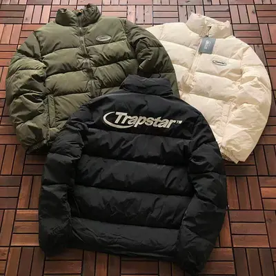￥~229 TRAPSTAR COTTON JACKET 44120405 (im 176CM 58KG iwear size L in the photo)