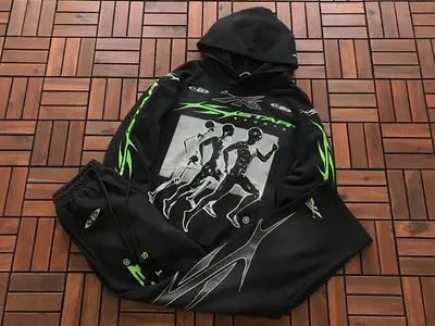 TOP￥~279 PANTS￥~279 HELLSTAR HOODIE TROUSERS 11120422 (im 176CM 58KG iwear size M in the photo)