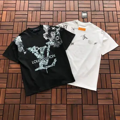 ￥~ 158~￥L🔥 T-SHIRT 22120481 (im 184CM 80KG iwear size S in the photo)