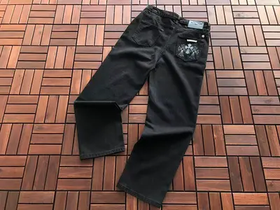¥~139 CH🔥OM🔥 HE🔥RTS JEANS 33120531 (im 176CM 58KG iwear size M in the photo)