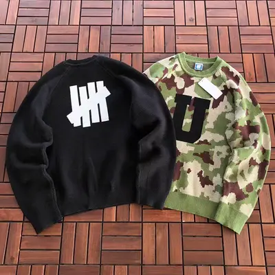 ¥~225 UNDEFEATED SWEATER 11120804 (im 185CM 70KG iwear size M in the photo)