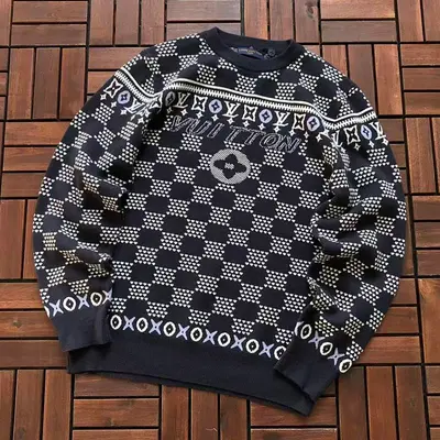 ¥229 L🔥SWEATER 44120935 (im 176CM 58KG iwear size S in the photo)