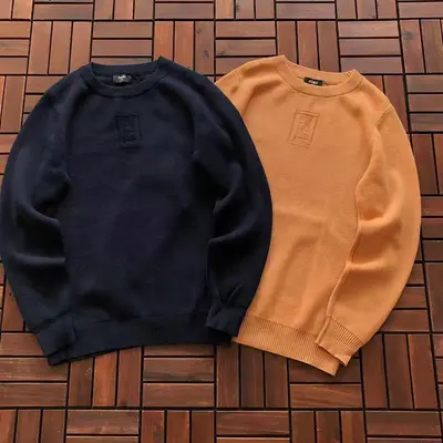 ￥229 F🔥🔥D🔥 SWEATER 44120914 (im 176CM 58KG iwear size S in the photo)