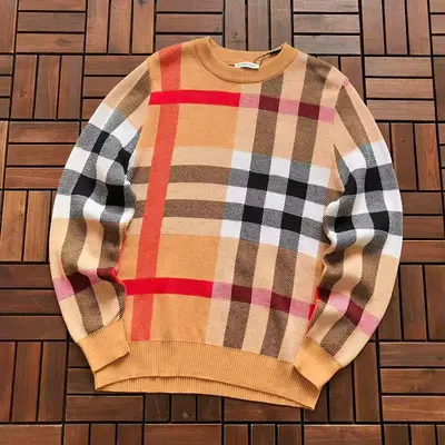 ￥229 B🔥RB🔥RRY SWEATER 44120928 (im 176CM 58KG iwear size S in the photo)