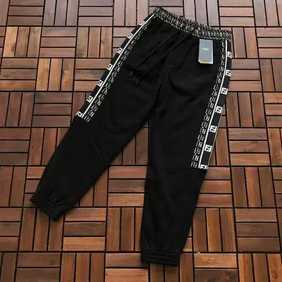 ¥229 F🔥🔥D🔥 TROUSERS 44120918 (im 176CM 58KG iwear size M in the photo)