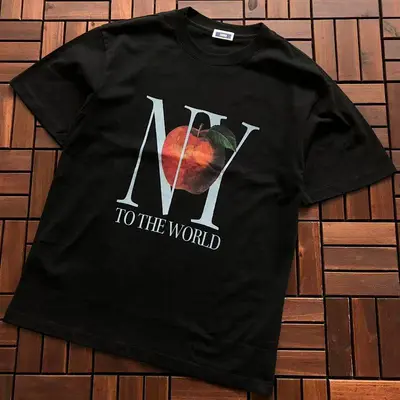 ￥~95 K🔥T🔥T-SHIRT 33121111 (im 180CM 68KG iwear size M in the photo)