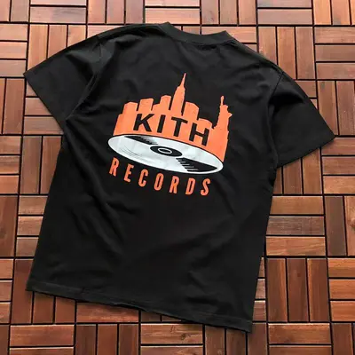 ￥~95 K🔥T🔥T-SHIRT 33121044 (im 176CM 58KG iwear size M in the photo)