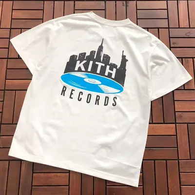 ¥~95 K🔥T🔥T-SHIRT 33121081 (im 180CM 68KG iwear size M in the photo)