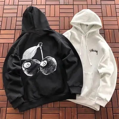 ￥~169 ST🔥S🔥Y HOODIE FLEECE 44121166 (im 180CM 68KG iwear size M in the photo)
