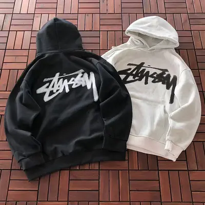 ￥169 ST🔥S🔥Y HOODIE FLEECE 44121152 (im 180CM 68KG iwear size L in the photo)