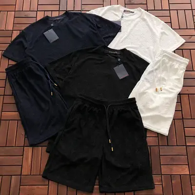 ￥~175 L🔥 T-SHIRT SHORTS 33121134 (im 176CM 58KG iwear size L in the photo)