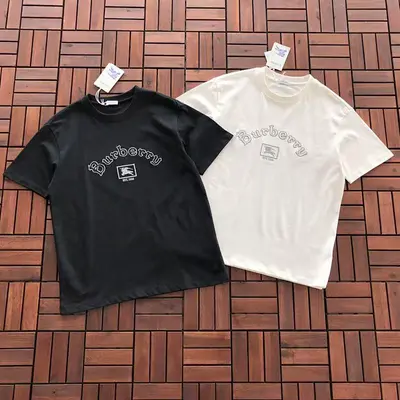 ￥~119 B🔥RB🔥RRY T-SHIRT 22121104 (im 185CM 80KG iwear size M in the photo)