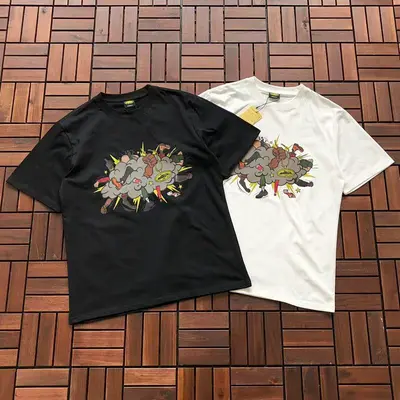 ￥~79 C🔥RT🔥🔥Z T-SHIRT 33121222 (im 180CM 68KG iwear size M in the photo)