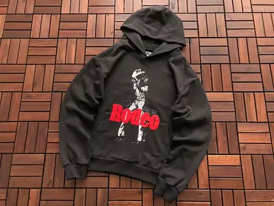 ￥~129 S🔥5D🔥R HOODIE 33121282 (im 180CM 68KG iwear size M in the photo)