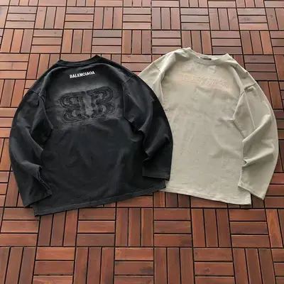 ￥~175 B🔥L🔥🔥🔥IA🔥A LONG-SLEEVE 44121232 (im 176CM 58KG iwear size S in the photo)