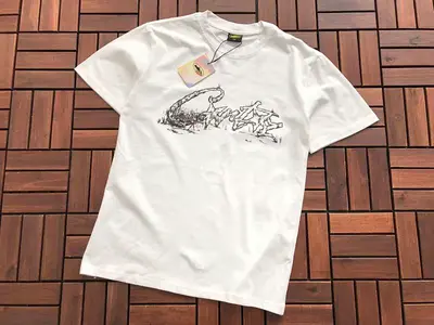 ￥~79 C🔥RT🔥🔥Z T-SHIRT 33121453 (im 176 CM 58 KG iwear size XS in the photo)