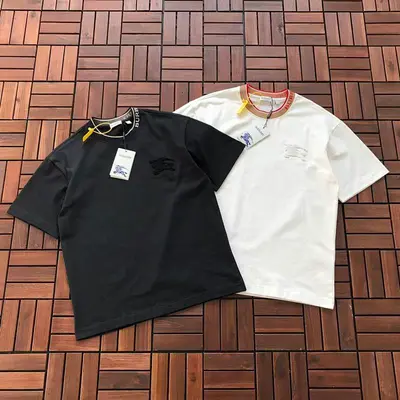 ￥~125 B🔥RB🔥RRY T-SHIRT 11121422 (im 176 CM 58 KG iwear size S in the photo)