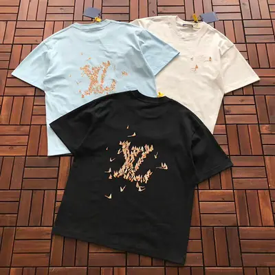 ￥~125 L🔥 T-SHIRT 11121434 (im 176 CM 58 KG iwear size M in the photo)