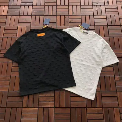￥~125 L🔥 T-SHIRT 11121431 (im 176 CM 58 KG iwear size M in the photo)