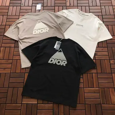 ￥~125 D🔥O🔥 T-SHIRT 11121426 (im 176 CM 58 KG iwear size M in the photo)