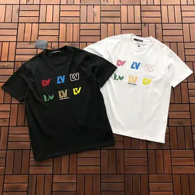 ￥~149 L🔥 T-SHIRT 22121410 (im 170CM 60KG iwear size S in the photo)