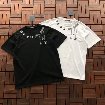 ￥~149 L🔥 T-SHIRT 22121409 (im 170CM 60KG iwear size M in the photo)