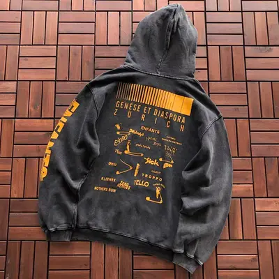 ￥~135 E.R.D HOODIE 33121551 (im 180CM 68KG iwear size M in the photo)