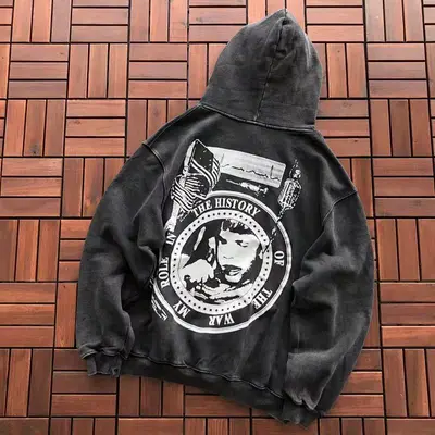 ￥~135 E.R.D HOODIE 33121548 (im 180CM 68KG iwear size M in the photo)