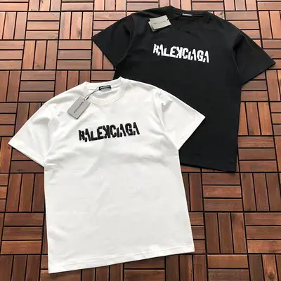 ¥~129 B🔥L🔥🔥🔥IA🔥A T-SHIRT 11121503 (im 176CM 58KG iwear size M in the photo)