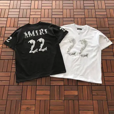 ¥~85 AMIRI T-SHIRT 33121642 (im 180CM 68KG iwear size M in the photo)