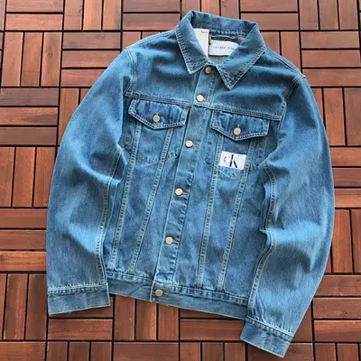 ¥~215 C🔥L🔥IN K🔥E🔥N JACKET 33121629 (im 180CM 68KG iwear size M in the photo)