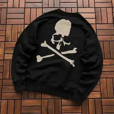 ¥185 MASTERMIND SWEATER 44121606 (im 180CM 68KG iwear size S in the photo)