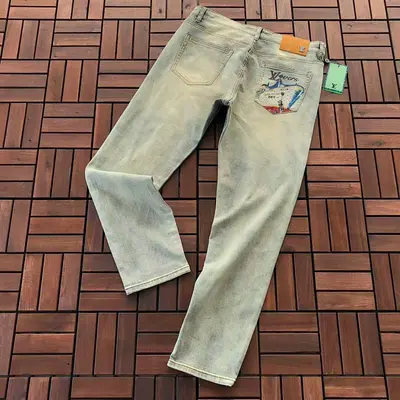 ¥~175 L🔥 JEANS 22121619 (im 185CM 80KG iwear size 34 in the photo)