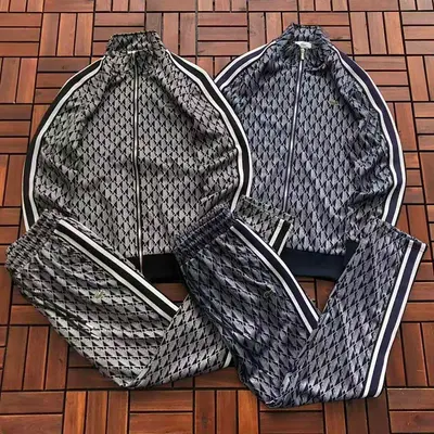 ￥~298 L🔥C🔥ST🔥JACKET TROUSERS 11121730 (im 185CM 80KG iwear size L in the photo)