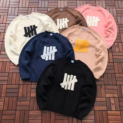￥~215 UNDEFEATED SWEATER 11121715 (im 176CM 58KG iwear size S in the photo)